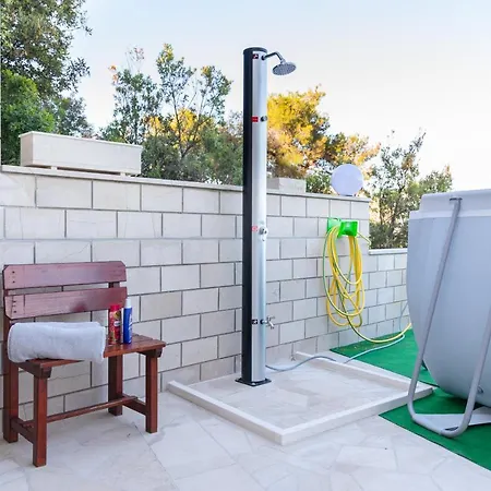 Apartamento Andro Selca (Brac)