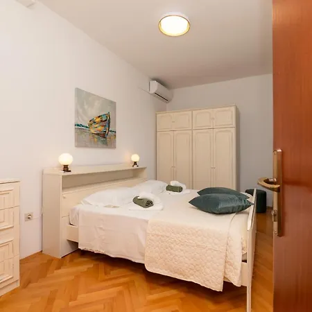 Andro * Selca (Brac)