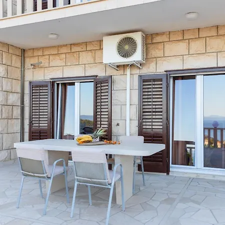 Andro Διαμέρισμα *