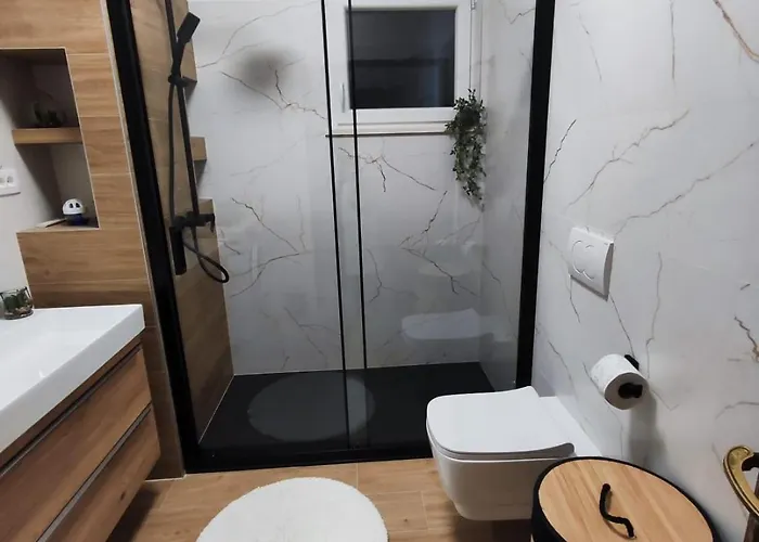 Andro Apartamento Selca (Brac)